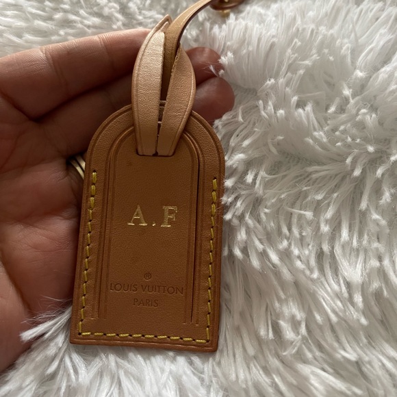 Louis Vuitton Heat Stamped Tag - Picture 7 of 8